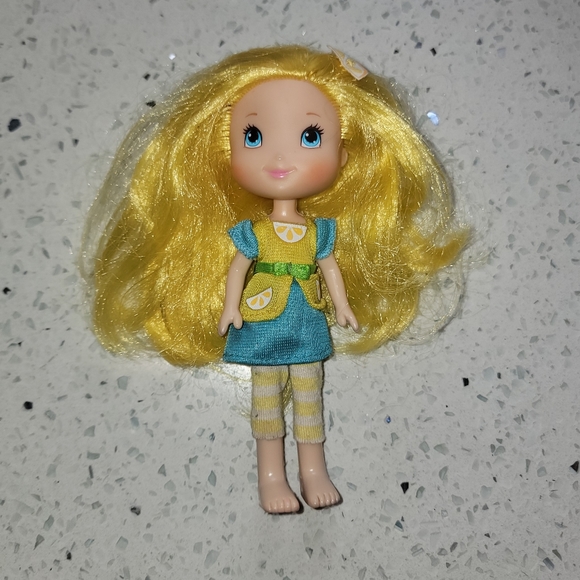 2008 Strawberry Shortcake Dolls 6" (3) - Picture 6 of 12